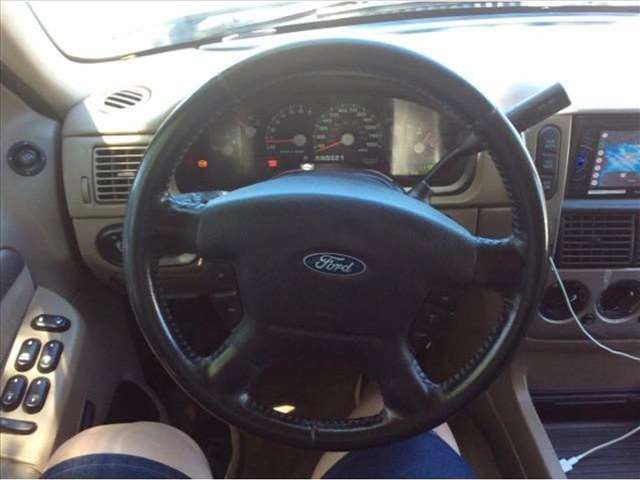 2004 Ford Explorer SUV